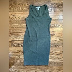 Green Sleeveless Maternity Dress